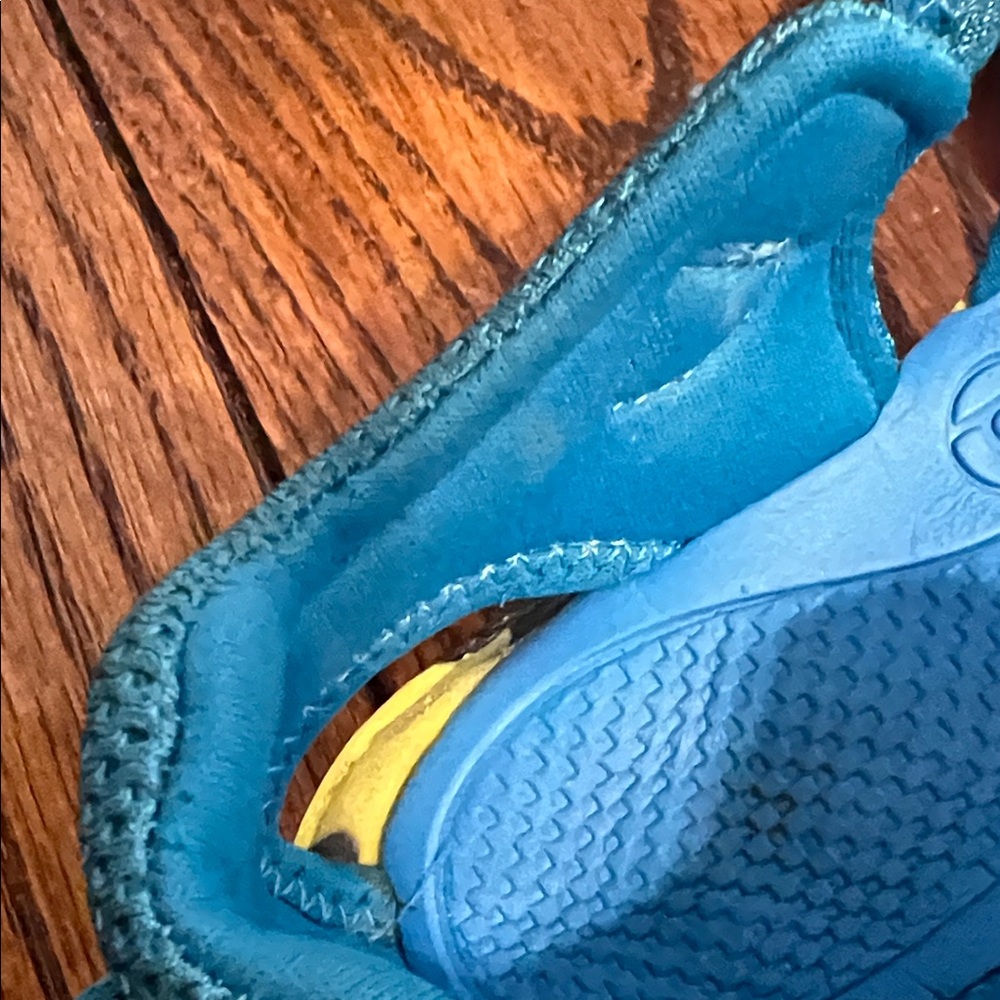 Pediped Kids Sandals in Black and Blue with Yellow Accents - Picture 14 of 16